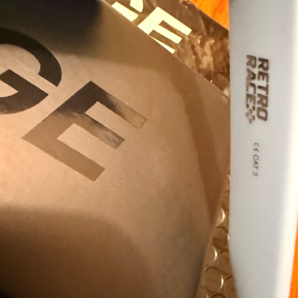 TWO SVGE - ICON - MIRAGE SUNGLASSES - Picture 8 of 14